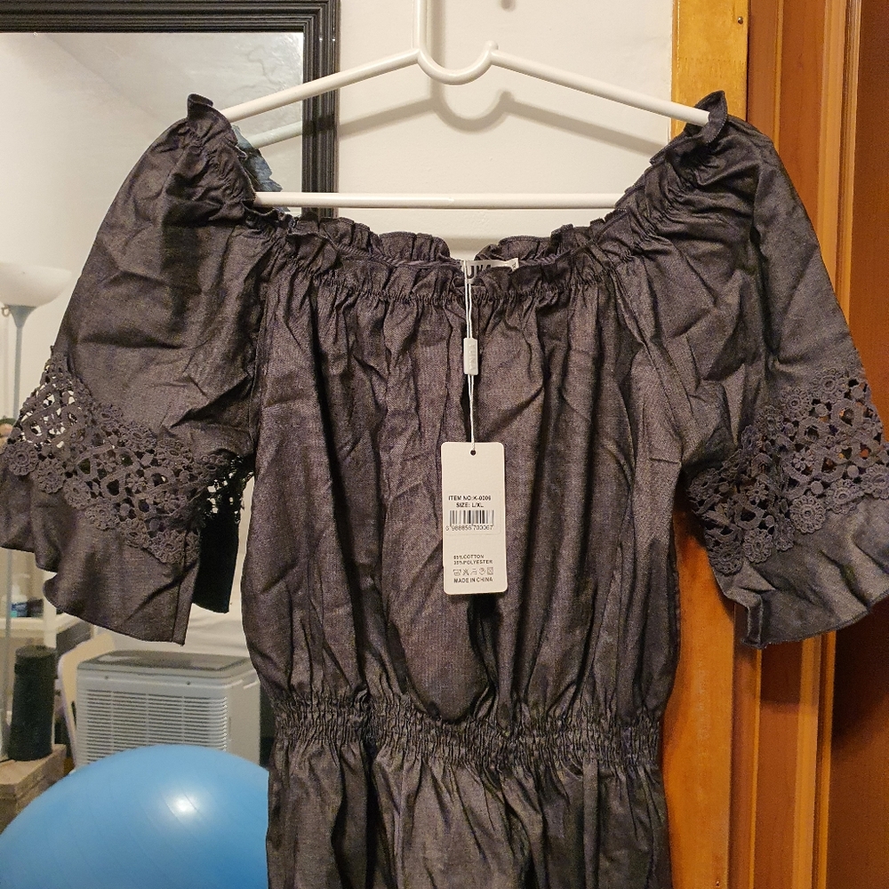 Brand new dark grey Top - L/XL Tag was in the meantime removed